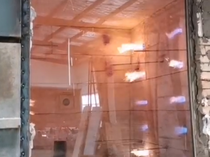 【视频】晶顺科技防火玻璃顺利通过30mmA1.5、12mmC3.0检测